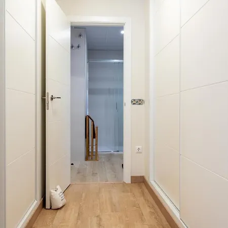 Apartment Malagasuite Comfortable 3