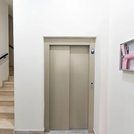 Apartment Malagasuite Comfortable 3