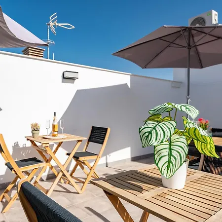 Apartment Malagasuite Comfortable 3 *